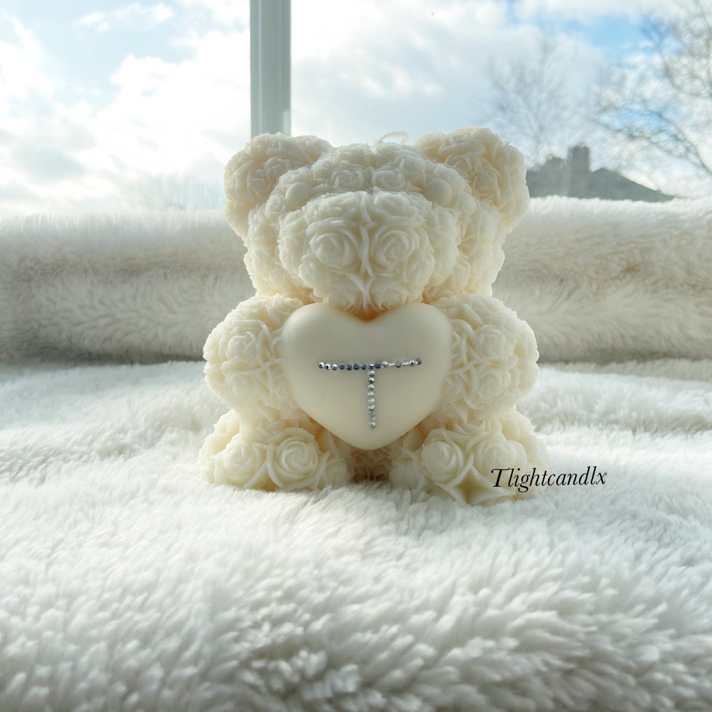 Rosey Bear XL candle - Personlised letter
