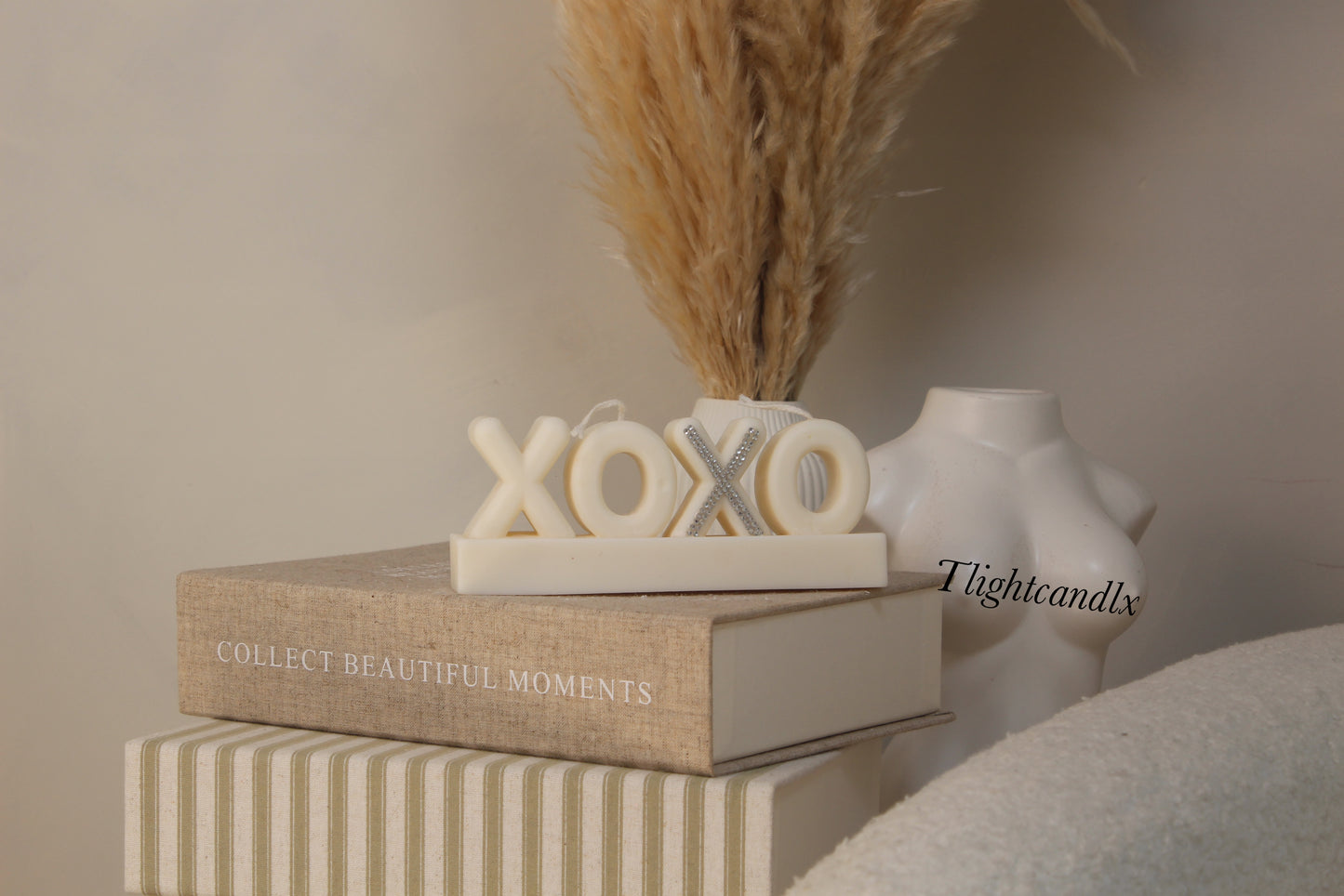 XOXO candle